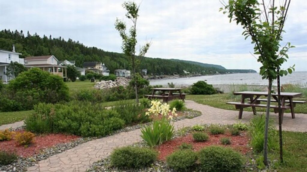Halte municipale de Saint-Simon-sur-Mer, Saint-Simon-de-Rimouski ...